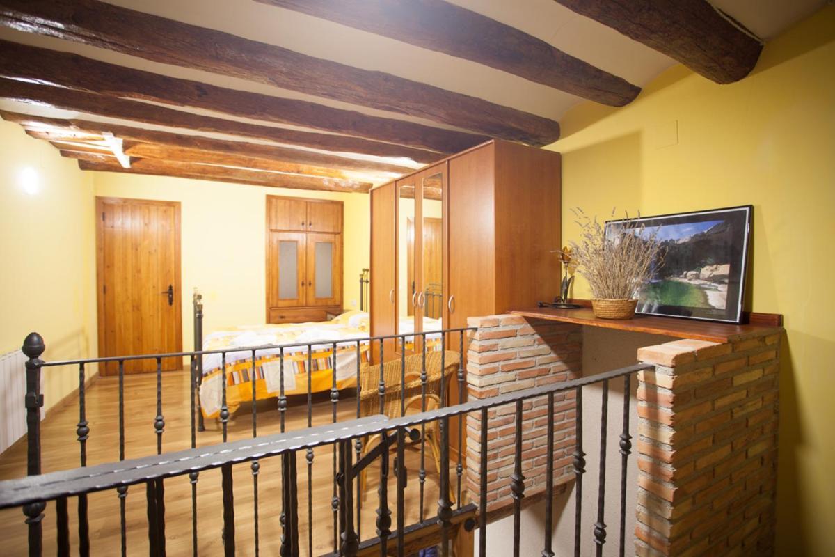 Casa Carranclanc Apartment Penarroya De Tastavins ภายนอก รูปภาพ